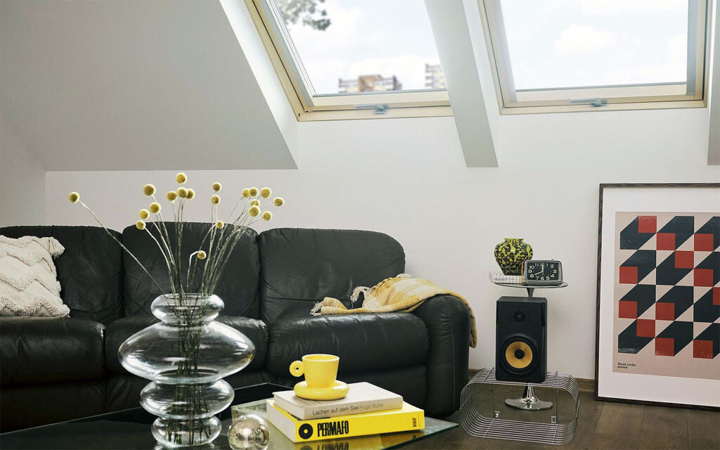 Pakiet P50 o grubości aż 44 mm w oknach dachowych GreenView umożliwia głębsze osadzenie go w konstrukcji skrzydła przez co poprawia termoizolacyjność całego okna. Fot. Fakro